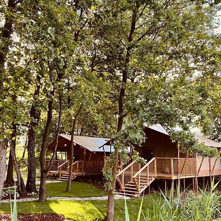 Zatoria Luxury Glamping Zator Hotel Exterior foto