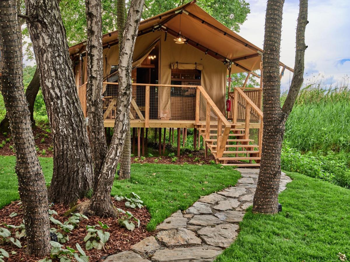 Zatoria Luxury Glamping Zator Hotel Exterior foto