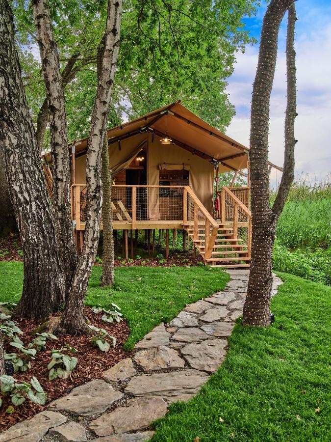 Zatoria Luxury Glamping Zator Hotel Exterior foto