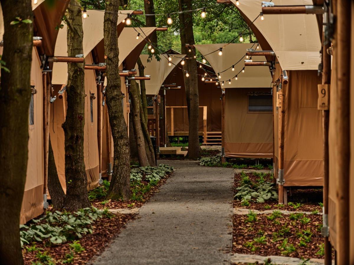 Zatoria Luxury Glamping Zator Hotel Exterior foto